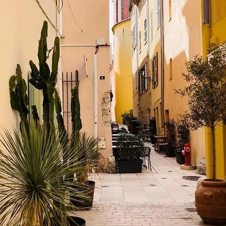 Tropez *
